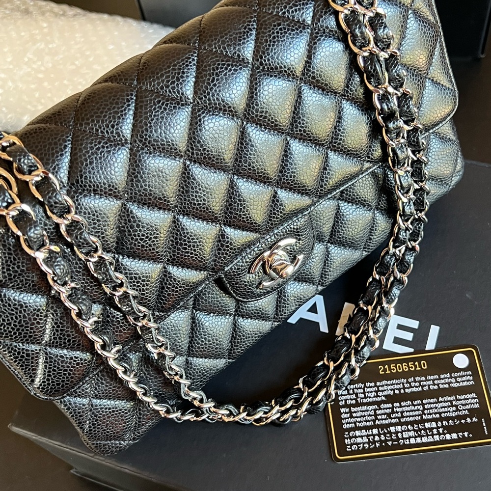 Chanel Classic Double Flap in Medium Caviar Leather 11 Series FULL SET PRISTINE - Picture 3 of 16